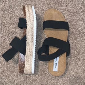 New Steve Madden Black Platform Sandals (Cybell)
